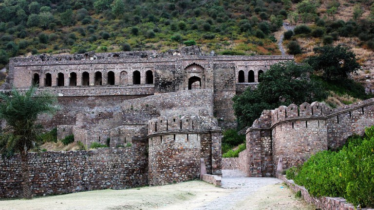 bhangarh fort